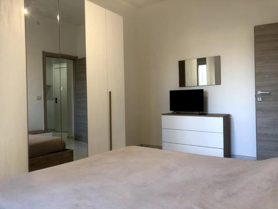 Appartement Casa Martina Pronta Per Te, Con Due Stanze Da Letto! à Turin Extérieur photo