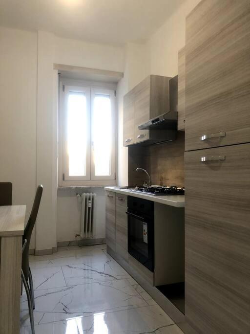 Appartement Casa Martina Pronta Per Te, Con Due Stanze Da Letto! à Turin Extérieur photo